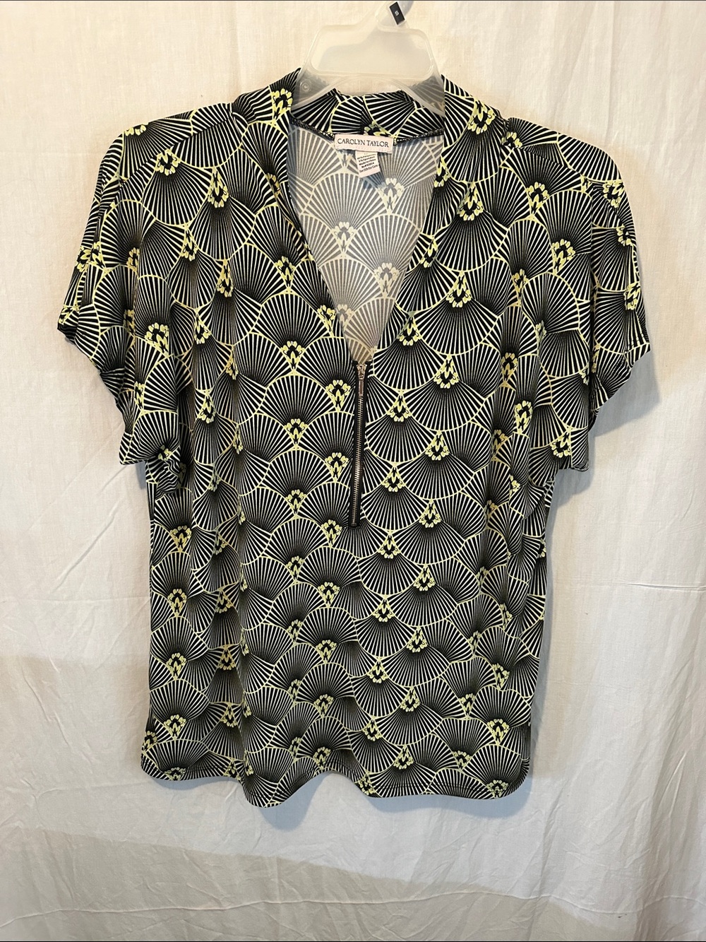 Carolyn Taylor Black and Yellow Geometric V-Neck Blouse